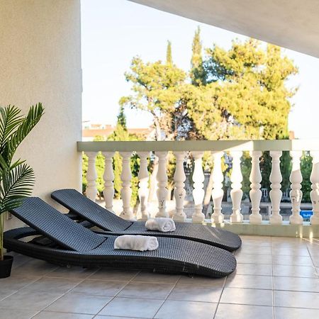 Magnolia Apartmani Vodice Exterior photo