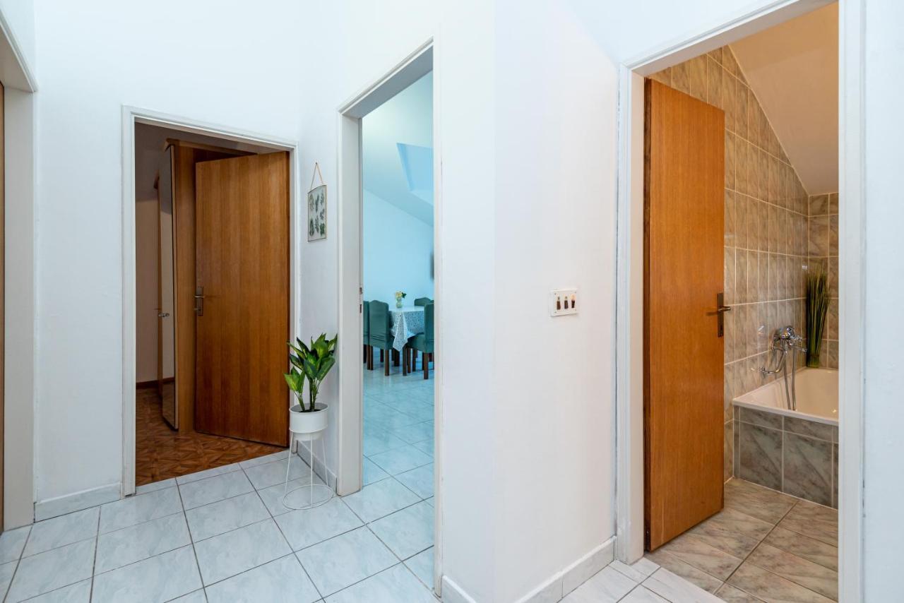 Magnolia Apartmani Vodice Exterior photo